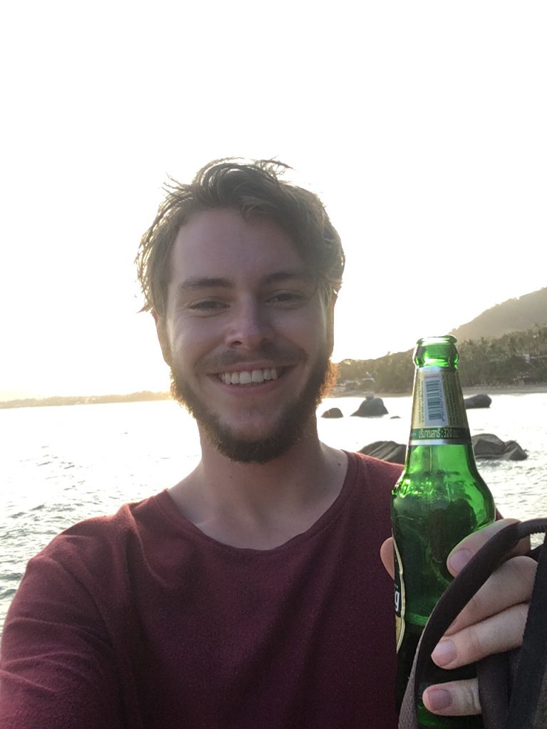 Drinks at the Ko Samui rock bar